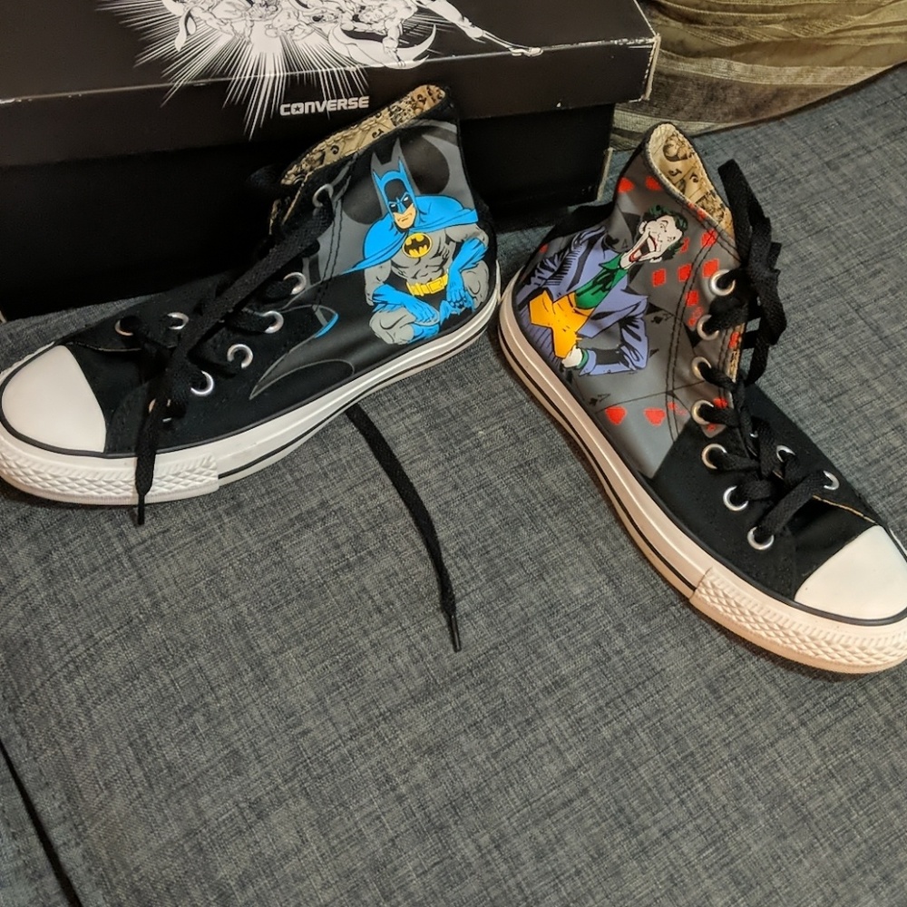 Batman and joker converse